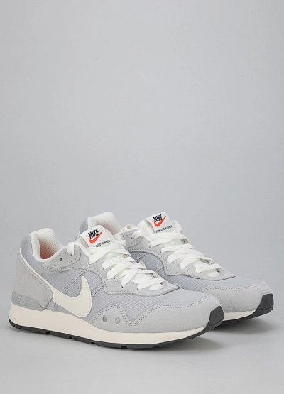 Кроссовки Nike фото № 2 цена