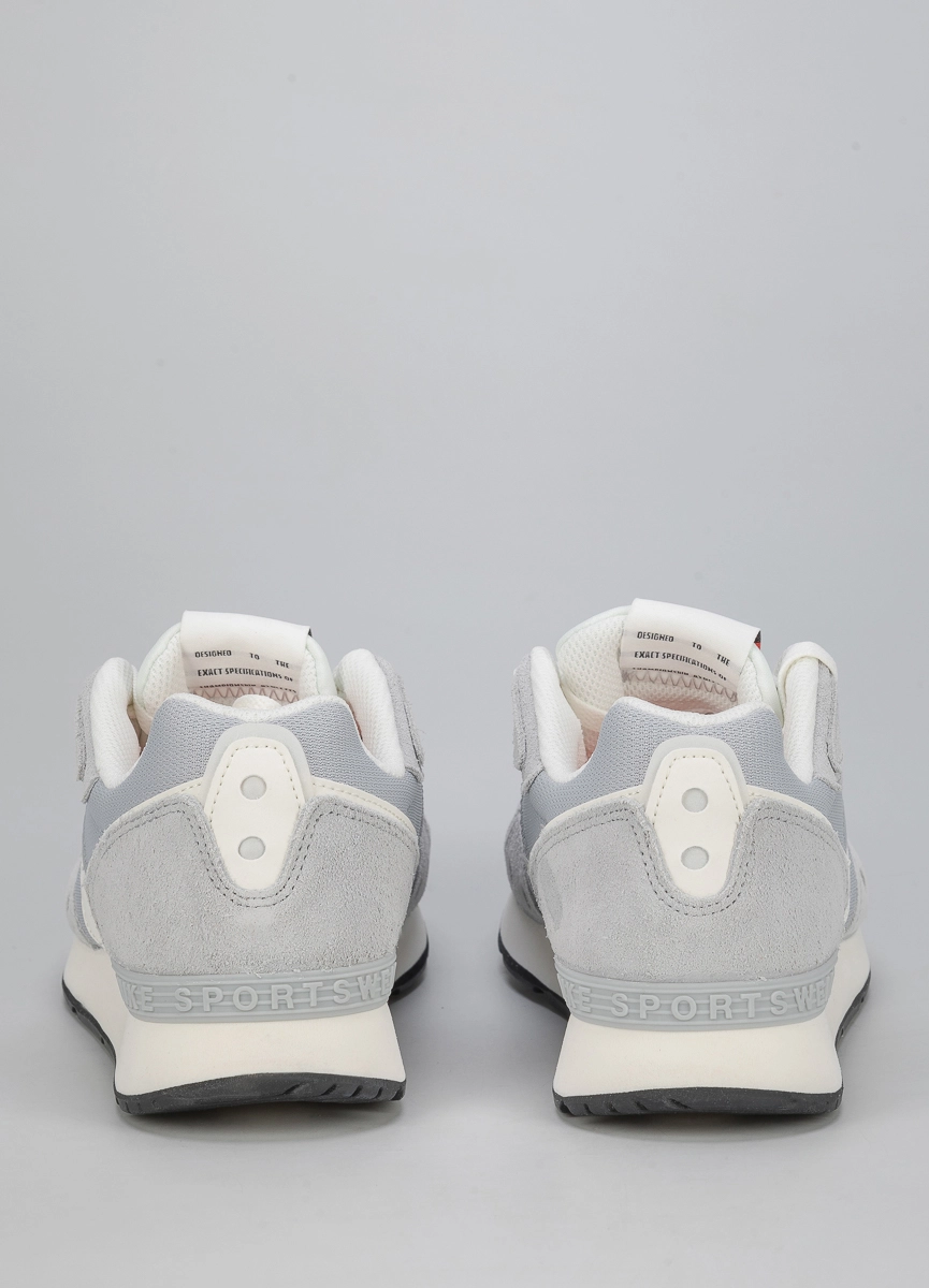 Кроссовки Nike фото № 4 Казахстан